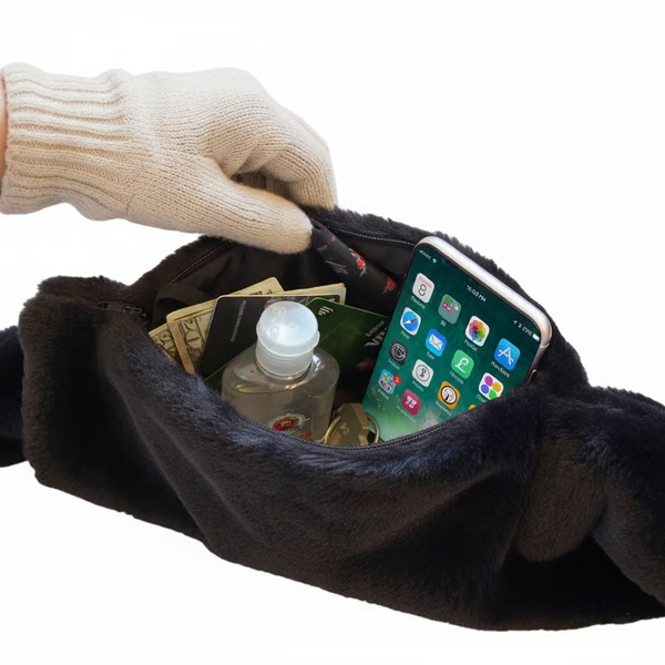 🔥 Winter Bestseller – BOGO Faux Fur Pocket Scarf
